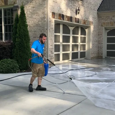 Professional pressure washing driveway house exterior cleaning (1)